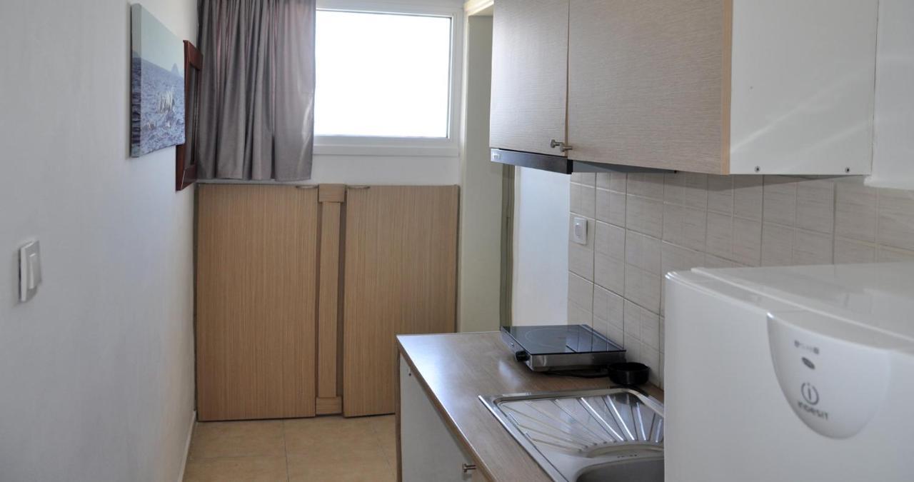 Coralli Beach Studios-Apartments Kallithea  Kültér fotó